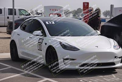 media/Oct-19-2025-Speed Ventures (Sun) [[a6e7fe67be]]/Around the Pits/